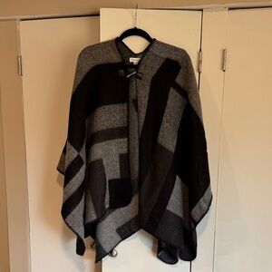 Calvin Klein Gray and Black Toggle-Front Poncho